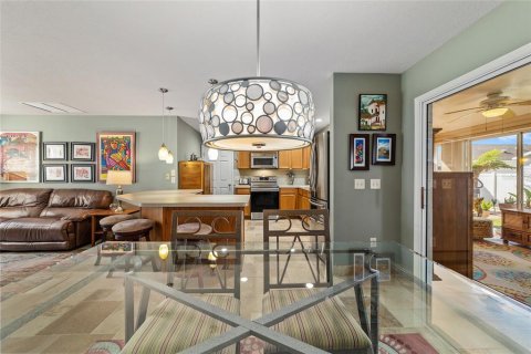 House in The Villages, Florida 2 bedrooms, 106.09 sq.m. № 1755396 - photo 15