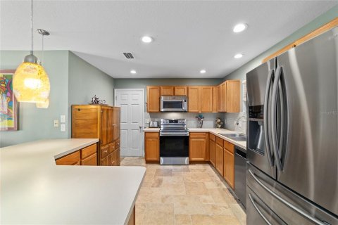House in The Villages, Florida 2 bedrooms, 106.09 sq.m. № 1755396 - photo 20