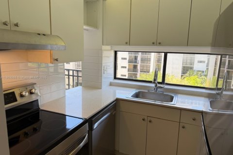 Condominio en venta en Sunny Isles Beach, Florida, 1 dormitorio, 59.46 m2 № 1689147 - foto 7