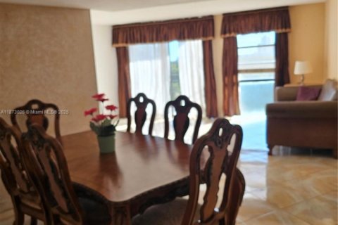 Condo à Aventura, Floride, 2 chambres  № 2016466