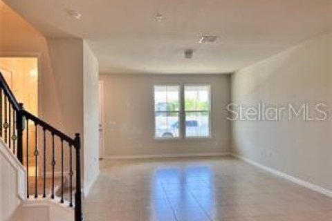 Touwnhouse à louer à Orlando, Floride: 3 chambres, 153.47 m2 № 2098414 - photo 3