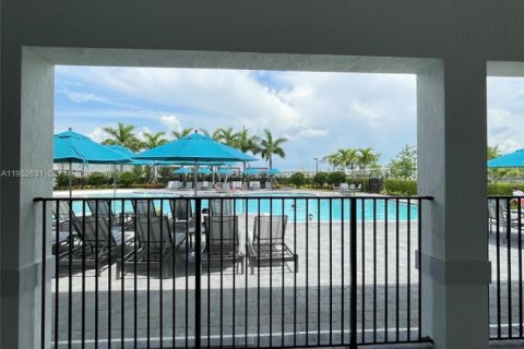 Touwnhouse à vendre à Homestead, Floride: 3 chambres, 123.65 m2 № 2010384 - photo 21