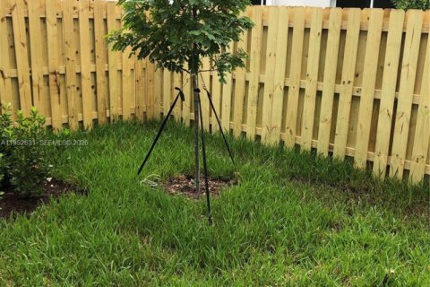 Touwnhouse à vendre à Homestead, Floride: 3 chambres, 123.65 m2 № 2010384 - photo 5