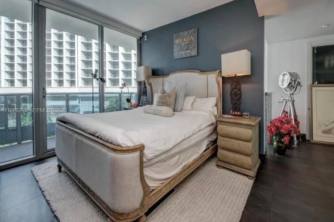 Снять в аренду кондоминиум в Майами, Флорида 1 спальня, 87.14м2, № 2019881 - фото 9