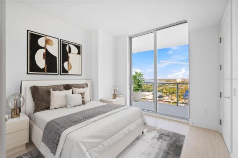 Condo in Sarasota, Florida, 2 bedrooms  № 1856262 - photo 24