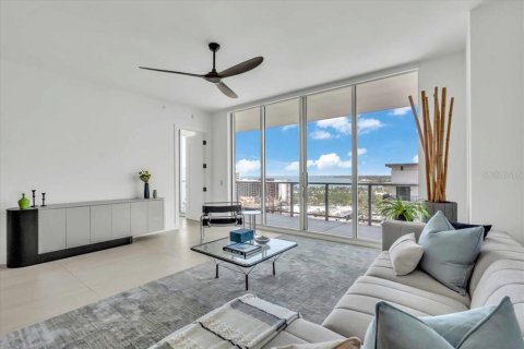 Condo in Sarasota, Florida, 2 bedrooms  № 1856262 - photo 4