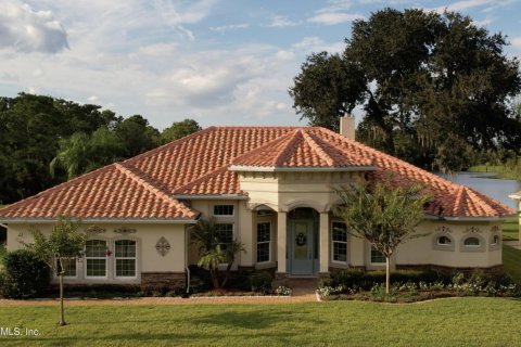 House in Palm Coast, Florida 3 bedrooms, 227.15 sq.m. № 772218 - photo 1