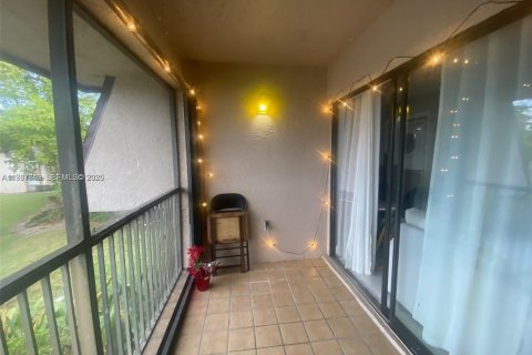 Condominio en venta en Sunrise, Florida, 2 dormitorios, 85.93 m2 № 2048946 - foto 30