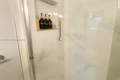 Condominio en venta en Sunrise, Florida, 2 dormitorios, 85.93 m2 № 2048946 - foto 27