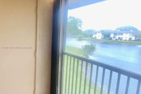 Condominio en venta en Sunrise, Florida, 2 dormitorios, 85.93 m2 № 2048946 - foto 6