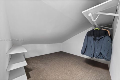 Купить таунхаус в Санрайз, Флорида 3 спальни, 140.1м2, № 1975113 - фото 21