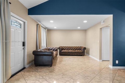 Купить таунхаус в Санрайз, Флорида 3 спальни, 140.1м2, № 1975113 - фото 5