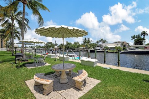 Снять в аренду кондоминиум в Форт-Лодердейл, Флорида 1 спальня, 65.4м2, № 1943968 - фото 17