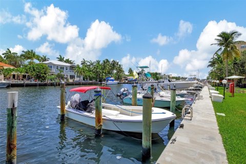 Снять в аренду кондоминиум в Форт-Лодердейл, Флорида 1 спальня, 65.4м2, № 1943968 - фото 4