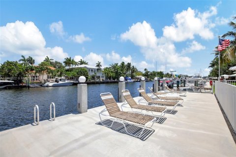 Снять в аренду кондоминиум в Форт-Лодердейл, Флорида 1 спальня, 65.4м2, № 1943968 - фото 19