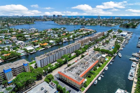 Снять в аренду кондоминиум в Форт-Лодердейл, Флорида 1 спальня, 65.4м2, № 1943968 - фото 27