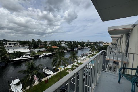 Снять в аренду кондоминиум в Форт-Лодердейл, Флорида 1 спальня, 65.4м2, № 1943968 - фото 30