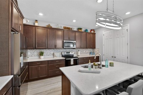 Casa en venta en Bradenton, Florida, 4 dormitorios, 217.39 m2 № 2212237 - foto 7