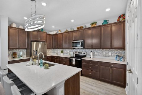 Casa en venta en Bradenton, Florida, 4 dormitorios, 217.39 m2 № 2212237 - foto 8