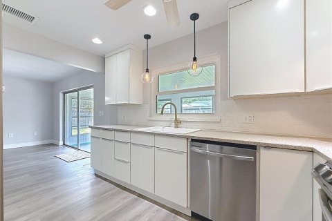 Casa en venta en Dunedin, Florida, 3 dormitorios, 146.14 m2 № 2236299 - foto 14