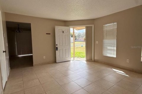 Apartamento en alquiler en Longwood, Florida, 2 dormitorios, 155.33 m2 № 2150983 - foto 2