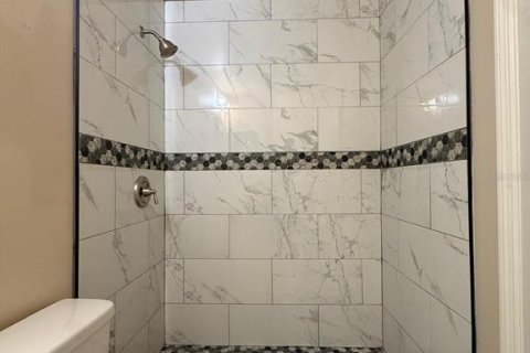 Apartamento en alquiler en Longwood, Florida, 2 dormitorios, 155.33 m2 № 2150983 - foto 7