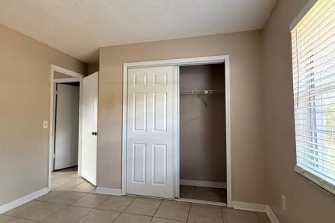 Apartamento en alquiler en Longwood, Florida, 2 dormitorios, 155.33 m2 № 2150983 - foto 8