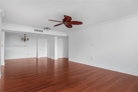 Copropriété à vendre à North Miami Beach, Floride: 2 chambres, 106.37 m2 № 1999554 - photo 12