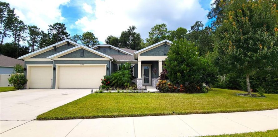 Villa ou maison à DeLand, Floride 4 chambres, 268.67 m2 № 1915073