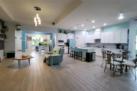Villa ou maison à vendre à DeLand, Floride: 4 chambres, 268.67 m2 № 1915073 - photo 8
