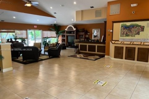 Copropriété à louer à Tamarac, Floride: 1 chambre, 64.57 m2 № 1976779 - photo 12