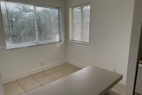 Copropriété à louer à Tamarac, Floride: 1 chambre, 64.57 m2 № 1976779 - photo 10