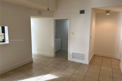 Copropriété à louer à Tamarac, Floride: 1 chambre, 64.57 m2 № 1976779 - photo 7