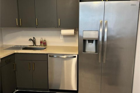 Copropriété à louer à Miami Beach, Floride: 2 chambres, 95.69 m2 № 1807153 - photo 6