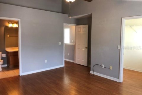 Townhouse in Seffner, Florida 2 bedrooms, 116.31 sq.m. № 1901656 - photo 23