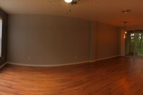 Townhouse in Seffner, Florida 2 bedrooms, 116.31 sq.m. № 1901656 - photo 5