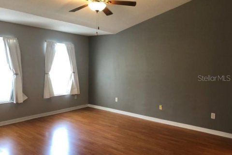 Townhouse in Seffner, Florida 2 bedrooms, 116.31 sq.m. № 1901656 - photo 19