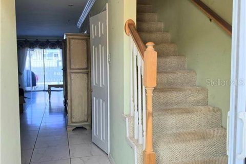 Townhouse in Fort Myers, Florida 2 bedrooms, 93.83 sq.m. № 2232318 - photo 6