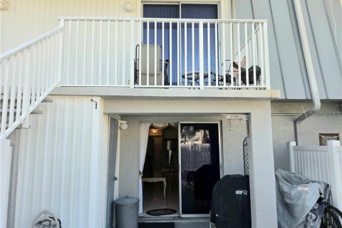 Townhouse in Fort Myers, Florida 2 bedrooms, 93.83 sq.m. № 2232318 - photo 28