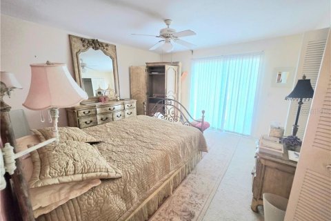 Townhouse in Fort Myers, Florida 2 bedrooms, 93.83 sq.m. № 2232318 - photo 22