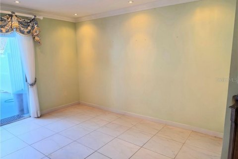 Townhouse in Fort Myers, Florida 2 bedrooms, 93.83 sq.m. № 2232318 - photo 14