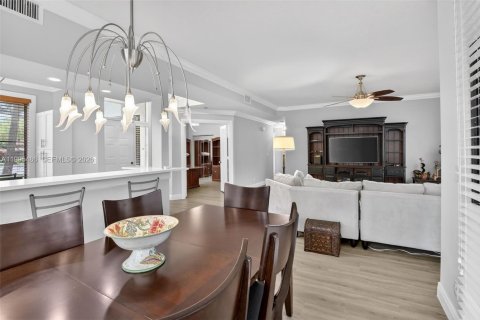 Купить кондоминиум в Плантация, Флорида 2 спальни, 128.21м2, № 2060371 - фото 15