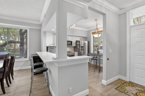 Купить кондоминиум в Плантация, Флорида 2 спальни, 128.21м2, № 2060371 - фото 5