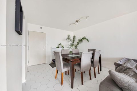 Copropriété à louer à Aventura, Floride: 2 chambres, 113.34 m2 № 2001325 - photo 5