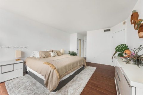 Copropriété à louer à Aventura, Floride: 2 chambres, 113.34 m2 № 2001325 - photo 9