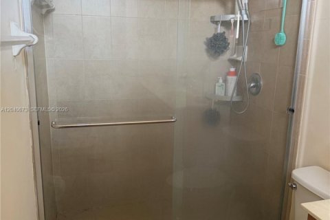 Купить виллу или дом в Хайалиа, Флорида 2 спальни, 132.11м2, № 2088102 - фото 19