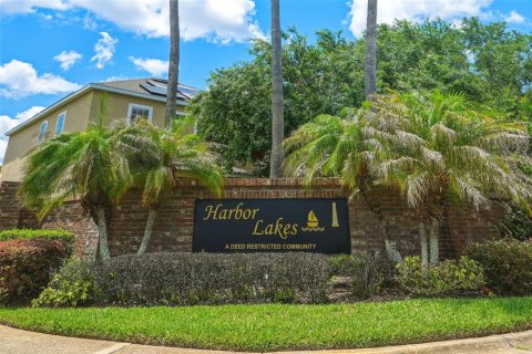 House in Orlando, Florida 4 bedrooms, 237.92 sq.m. № 2134573 - photo 3