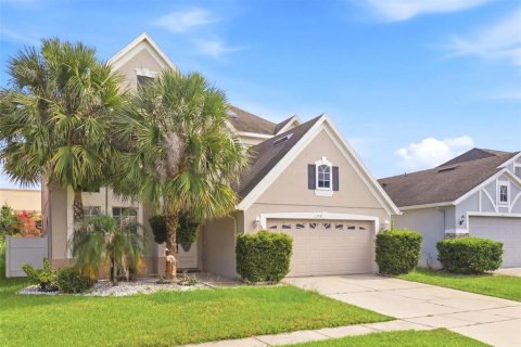 House in Orlando, Florida 4 bedrooms, 237.92 sq.m. № 2134573 - photo 2