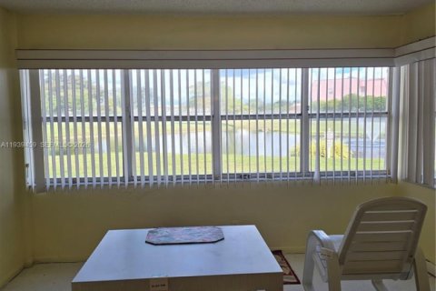 Copropriété à vendre à Sunrise, Floride: 1 chambre, 79.9 m2 № 1997441 - photo 8