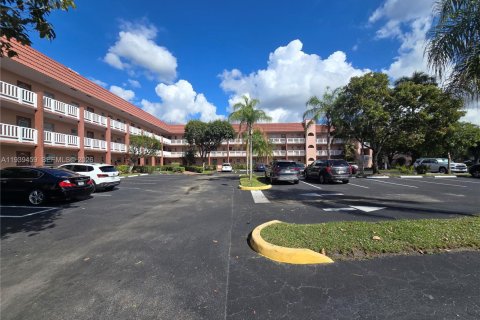 Condominio en Sunrise, Florida, 1 dormitorio  № 1997441